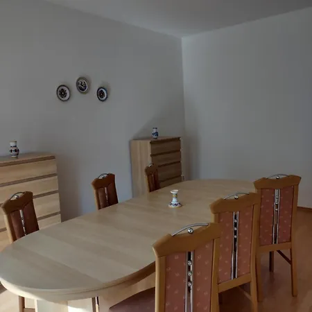 Rezident Consult S.r.o. Appartement