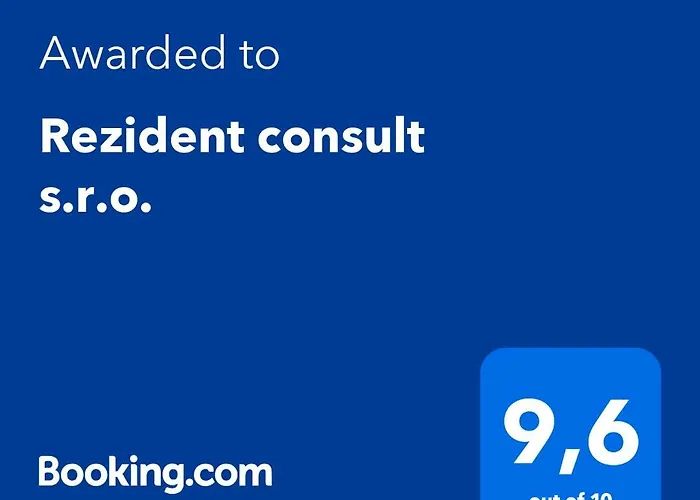 Rezident Consult S.r.o. 아파트 *